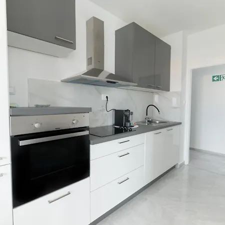 Cozy And Modern Luce Appartement Zadar