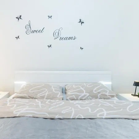 Cozy And Modern Luce * Zara