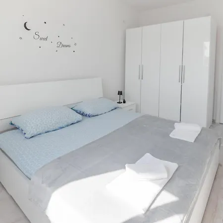 Appartamento Cozy And Modern Luce Zara