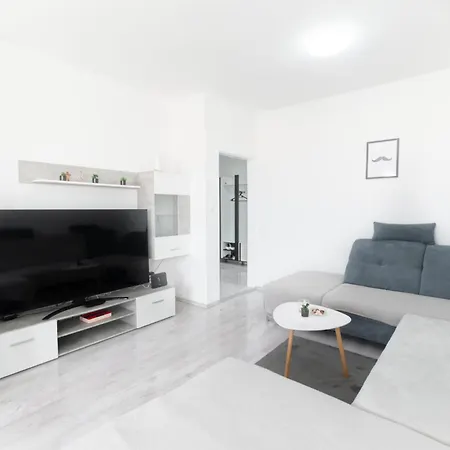 Cozy And Modern Luce Apartment Zadar