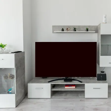 Cozy And Modern Luce Appartamento